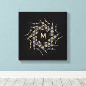 灰色の黄色い星三角形パターンモノグラム キャンバスプリント (インサイチュ (ウッドフロア))