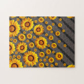 灰色の黒い花に美しい黄色のストライプ花 ジグソーパズル (横)