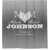 灰色ハートモノグラム結婚ズ シャワーカーテン (正面)