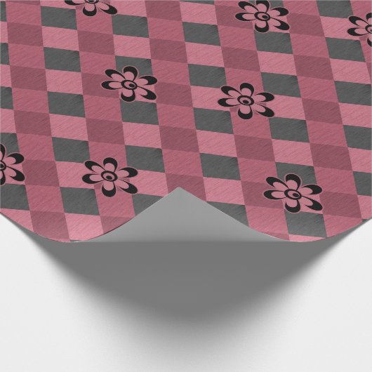 灰色ピンクの市松模様に花付き幾何学模様 ラッピングペーパー (角)