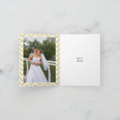 灰色モダンなシェブロンは黄色い結婚式感謝していしています サンキューカード (内部)