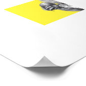 灰色リスの毛皮のスカーフを持つ赤いリス（黄色） ポスター (角)