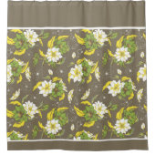 灰色伝統的の背景に白い花 シャワーカーテン (正面)