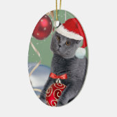 灰色猫のクリスマスのオーナメント セラミックオーナメント (左)