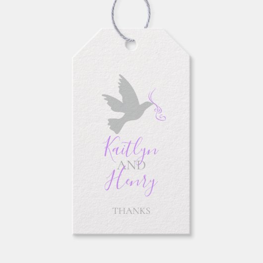 灰色飛んでいるの鳩の鳥の紫結婚のリボン感謝していズ ギフトタグ (正面)