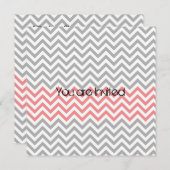 灰色、サンゴと白シェブロン赤ちゃんシャワー 招待状 (正面/裏面)