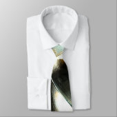 灼熱の火の上の粗い銀色の岩、強度 ネクタイ (タイ)