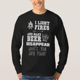 炎おもしろいを照らすキャンプとビールを消す Tシャツ