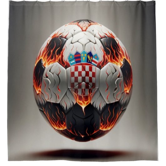 炎とクロアチア国旗を持つサッカーボール シャワーカーテン (正面)