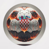 炎とクロアチア国旗を持つサッカーボール ラベル (デザイン2)