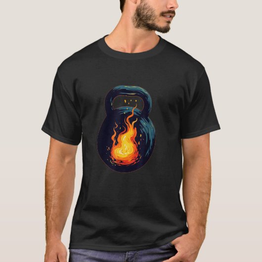 炎と火のケトルベルスポーツ愛好家へのまなざし Tシャツ (正面)