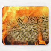 炎に包まれた米国憲法 マウスパッド (正面)
