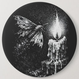 炎に惹かれる蛾 — BurnsInHell作 缶バッジ