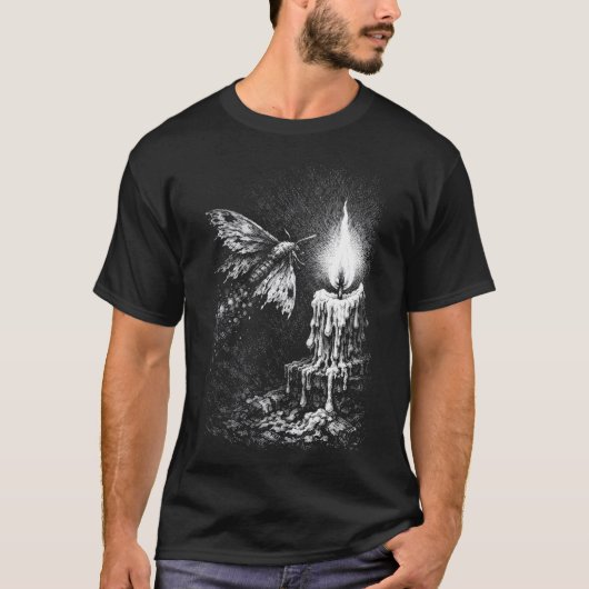 炎に惹かれる蛾 — BurnsInHell作 Tシャツ (正面)