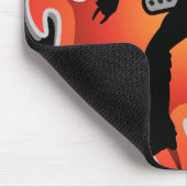 炎のギターのパンクの歌手及びダンサーのシルエット マウスパッド (コーナー)