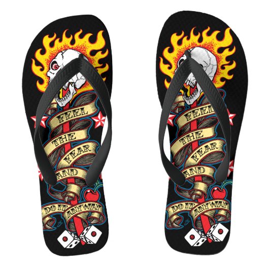 炎のスカル感じの恐怖 ビーチサンダル (フットベッド)