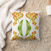 炎のチューリップオン装飾用クッション クッション (ブランケット)