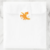 炎のドラゴンの様式化された画像 ラウンドシール (バッグ)