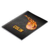 炎のパーソナライズされたバスケットボール ノートブック (左側)