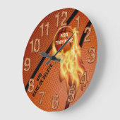 炎のパーソナライズ、寝室用バスケットボールデコー ラージ壁時計 (傾斜)