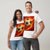 炎のボール – 炎のサッカーブラシアート Tシャツ (ユニセックス)