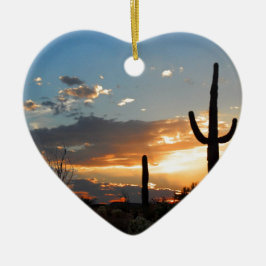 炎の中で光が消え去る セラミックオーナメント