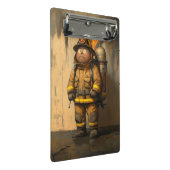 炎の心配:圧倒される消防士 ミニクリップボード (アングル)