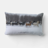 炎の新しい道の馬の枕 ランバークッション (裏面)