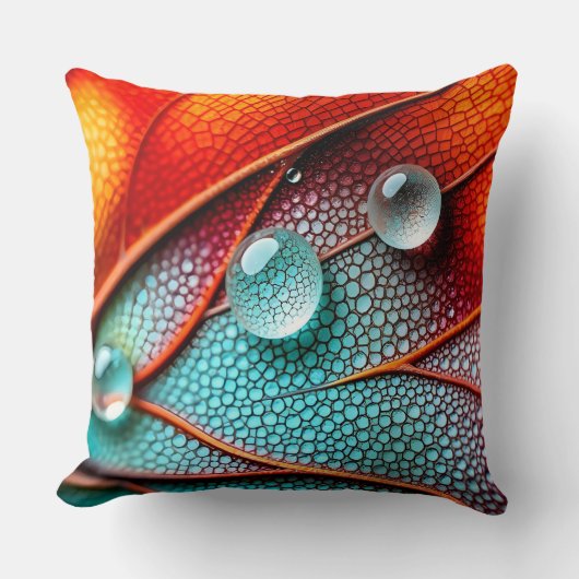 炎の翼の宝石 クッション (正面)