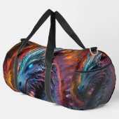 炎の背景に青いドラゴン ダッフルバッグ (右コーナー)