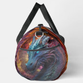 炎の背景に青いドラゴン ダッフルバッグ (右)