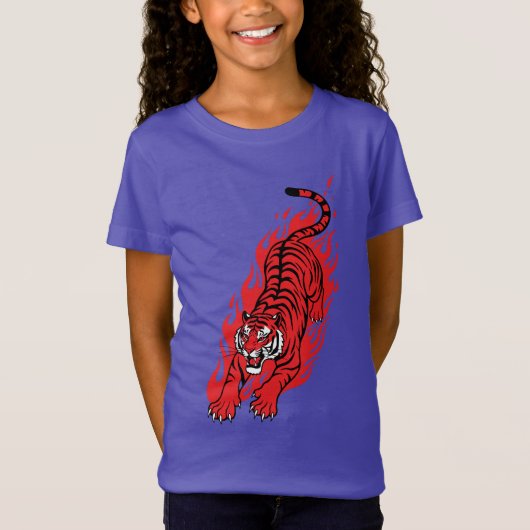 炎の赤いトラ – 激しい炎の獣Tシャツ Tシャツ (正面)