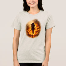 炎をくぐり抜ける女性 Tシャツ