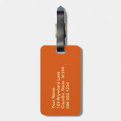 炎カラフルの飛んでいる背景に立つフェニックス ラゲッジタグ (裏面縦)