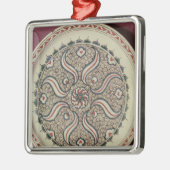 炎パターンと飾られるプレート メタルオーナメント (左)