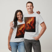 炎燃える赤現実主義 Tシャツ (ユニセックス)