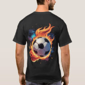 炎飛んでいるのサッカーボール。 Tシャツ (裏面)