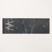 炭スタイリッシュ灰色の石文字モノグラム ヨガマット (正面(横))