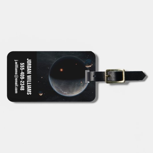 炭素と乾燥が豊富な地球のような惑星。 ラゲッジタグ (正面横)