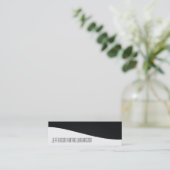 炭素繊維プロフェッショナルスリム名刺 スキニー名刺 (スタンド正面)