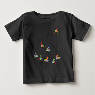 点々のあるな木及びかわいい鳥のカラフルでカスタムなTシャツ ベビーTシャツ