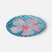 点々のあるティール(緑がかった色)ブルーとハイビスカス ペーパープレート (アングル)