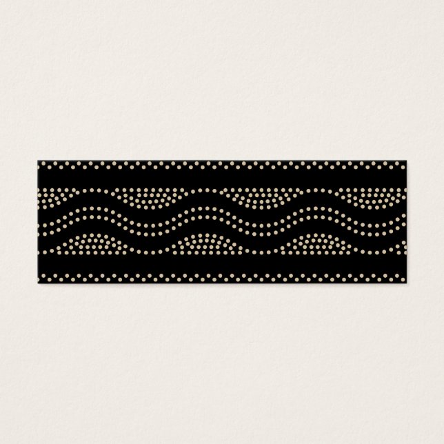 点々のある路 (正面)