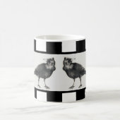 烏と黒の二羽のストライプ コーヒーマグカップ (中央)