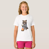 焚き火でマシュマロを焼くアライグマの子供用パーカー Tシャツ (正面フル)