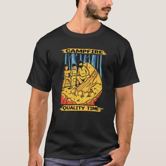 焚き火キャンプのキャンプファイヤー Tシャツ (正面)