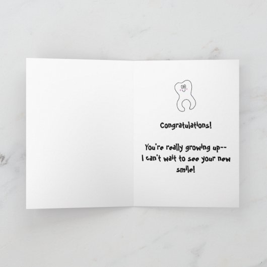 無くなった歯の歯のスマイルの子供のお祝いカード カード (内部)