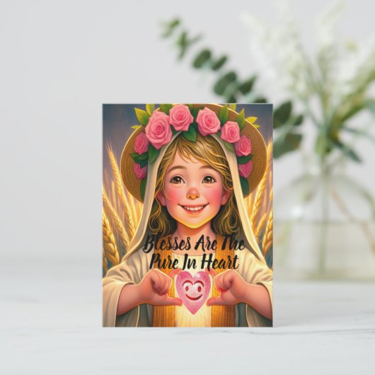 無実の取得：小さな女の子の優しい保持 ポストカード (スタンド正面)