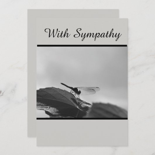 無彩色スケールでトンボを示していて悔やみや弔慰カードが 招待状 (正面/裏面)