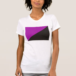 無政府主義者のフェミニズムの旗の紫色の黒い無秩序 Tシャツ